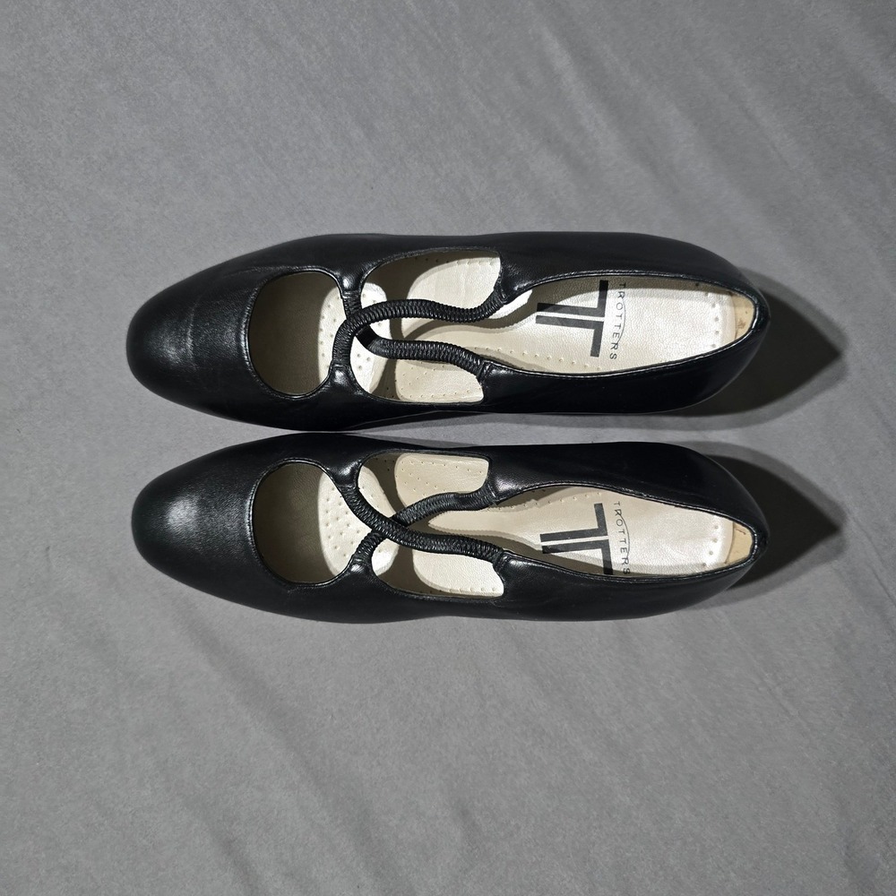 Trotters Jamie Pumps Women 8 Black Leather Elastic Multi-Strap Block Heel